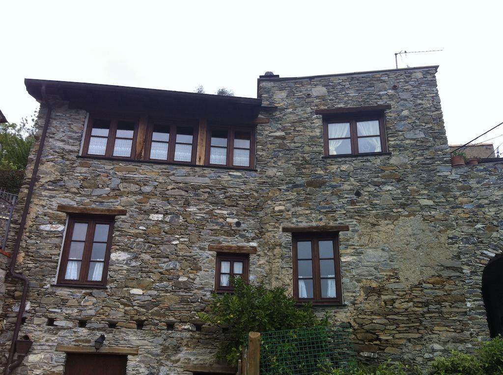 Bed & Breakfast Ca' Di Vissai Arnasco Ngoại thất bức ảnh